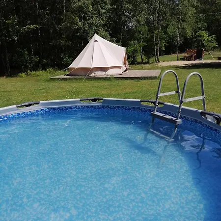 W Drzewach W Siedlisku Polanka Domek alpejski Dobre (Minsk)